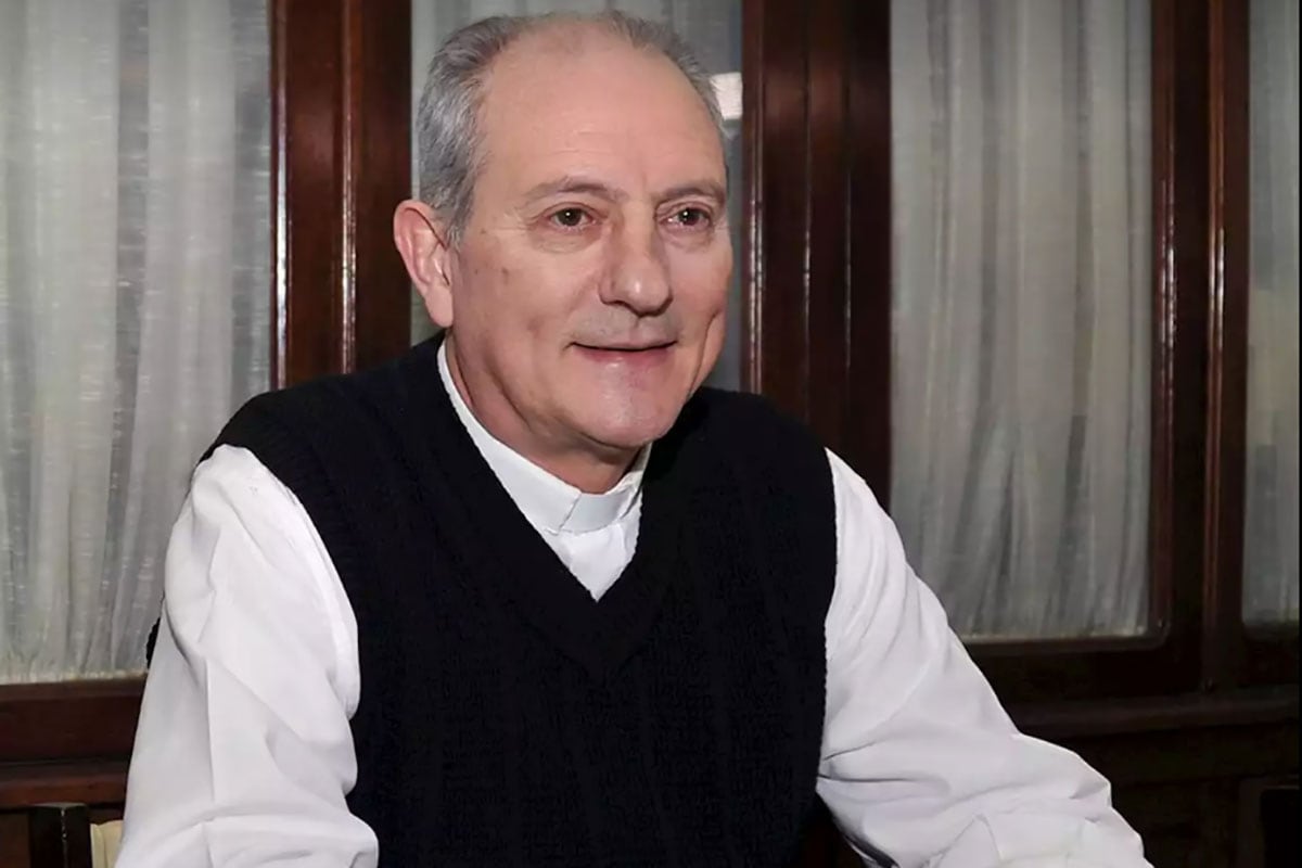 Jorge Lugones (66 años), sacerdote jesuita, obispo católico desde 1999 y titular de la diócesis de Lomas de Zamora desde 2008, es el actual Presidente de la Comisión de Pastoral Social de la Conferencia Episcopal.