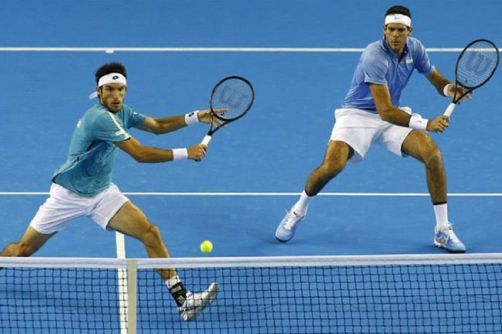 Mayer y Del Potro, jugando un dobles por Copa Davis