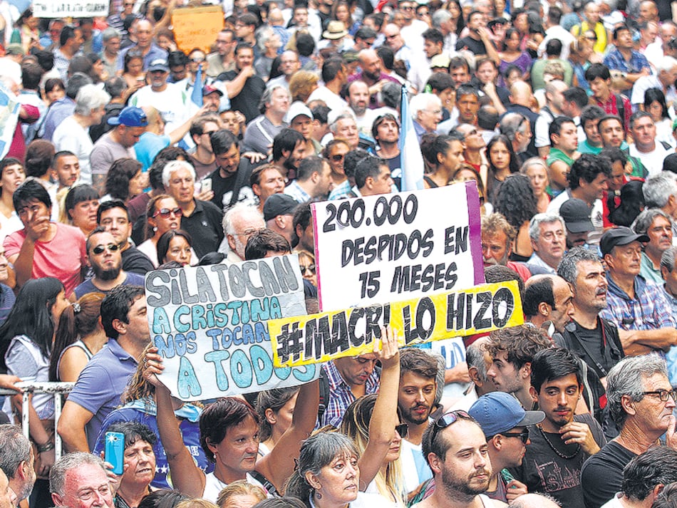 Schmid, Daer y Acuña, el triunvirato de la CGT, que festejará el Día del Trabajador en el estadio Obras Sanitarias.