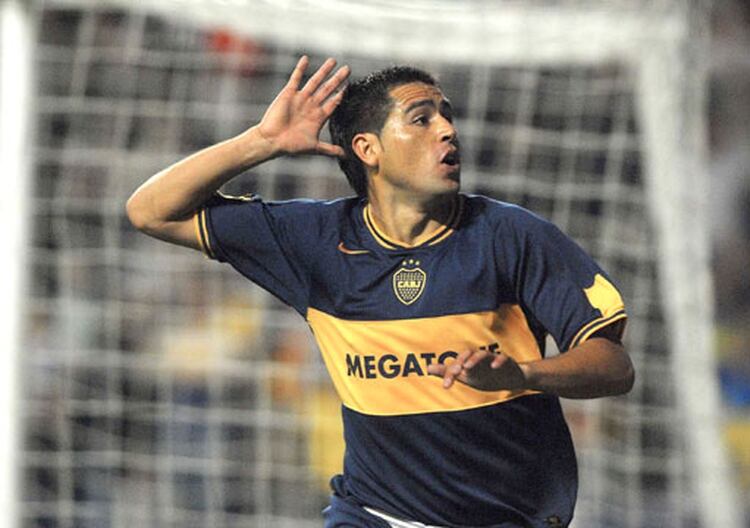 Riquelme jugó fuerte y desde el oficialismo salieron a atacarlo.