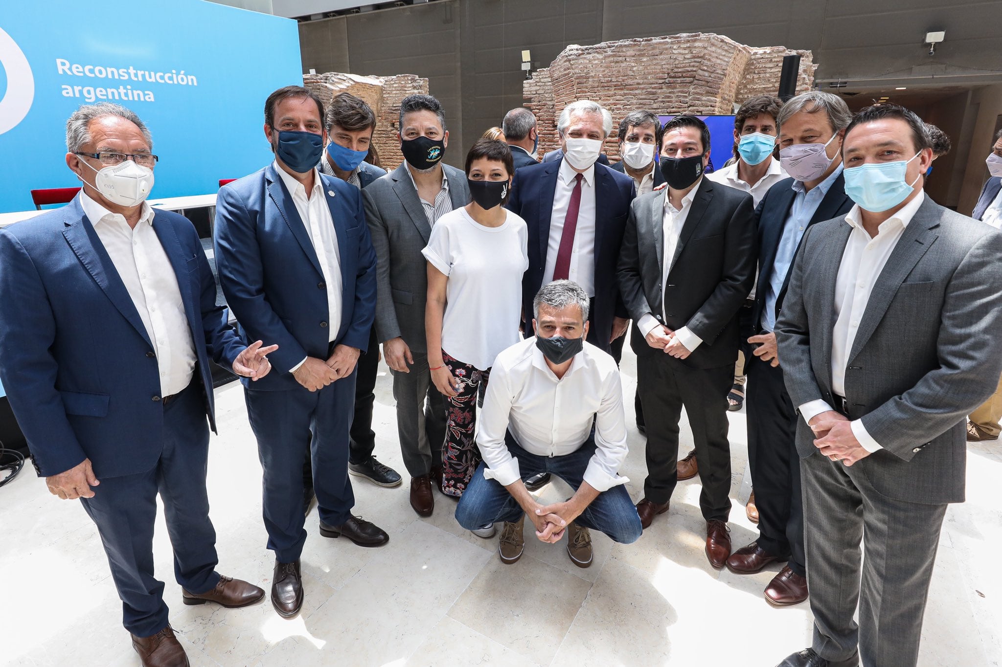 Alberto Fernández presentó 300 Centros de Desarrollo Infantil junto a los intendentes.