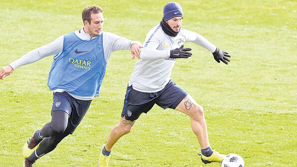 Darío Benedetto, ayer durante el entrenamiento de Boca.