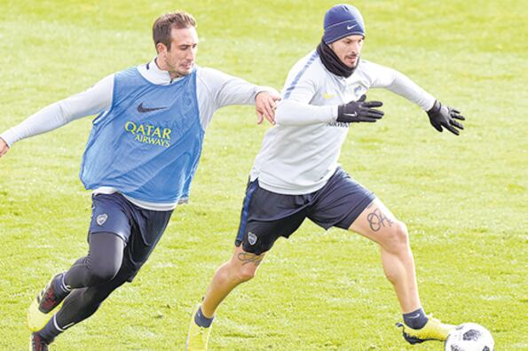 Darío Benedetto, ayer durante el entrenamiento de Boca.