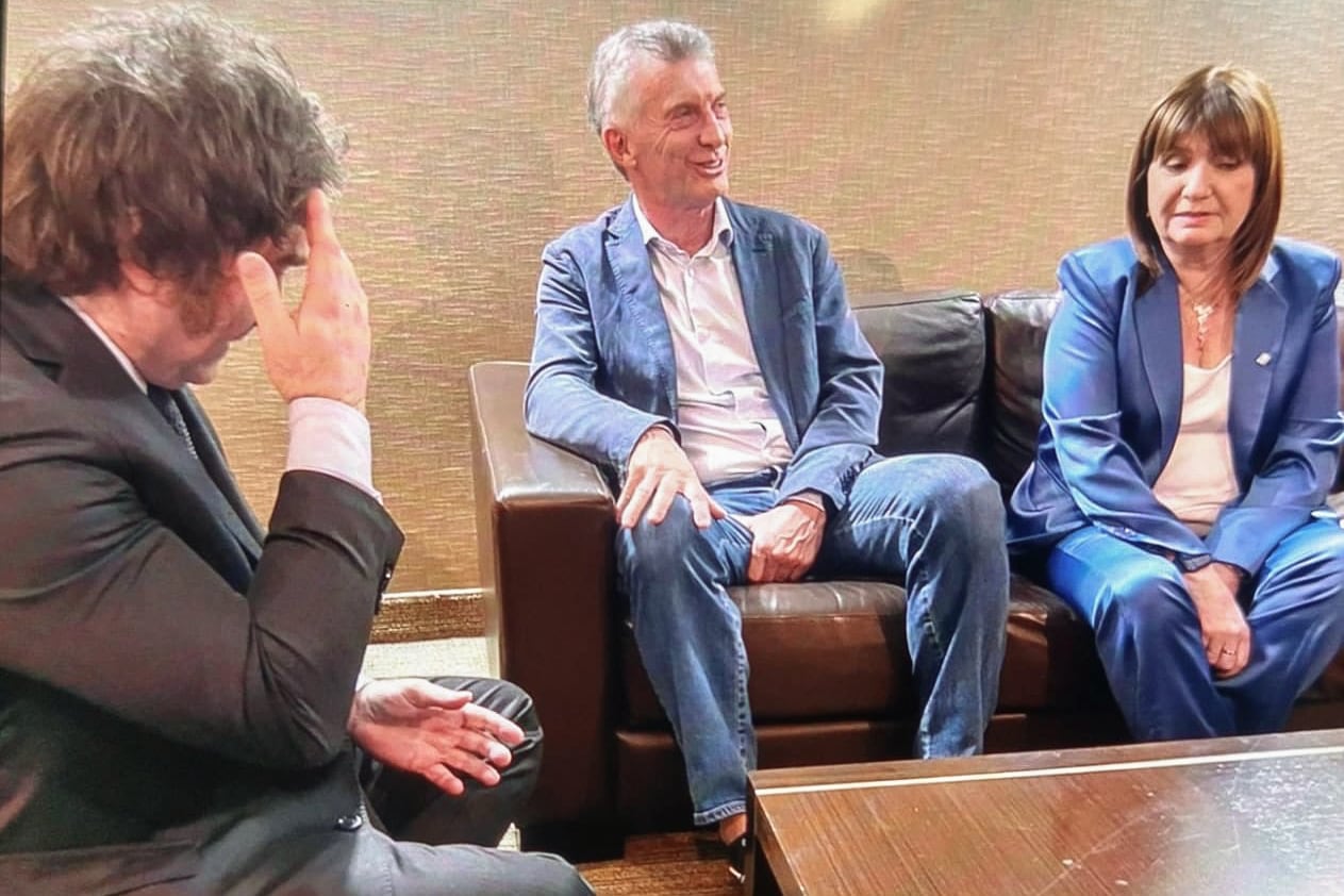 Bullrich, ministra del gobierno de Milei, le apunta a Macri por la rebelión de Chubut