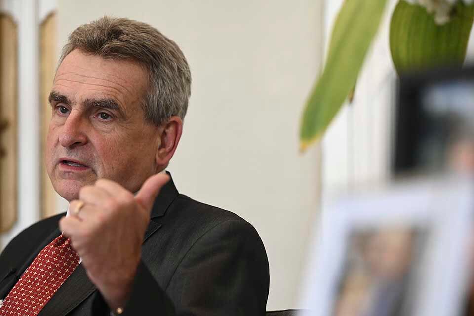 Para Rossi se está en presencia de "La mayor catástrofe socioeconómica".