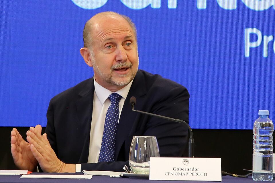 Perotti defendió a los productores agropecuarios.