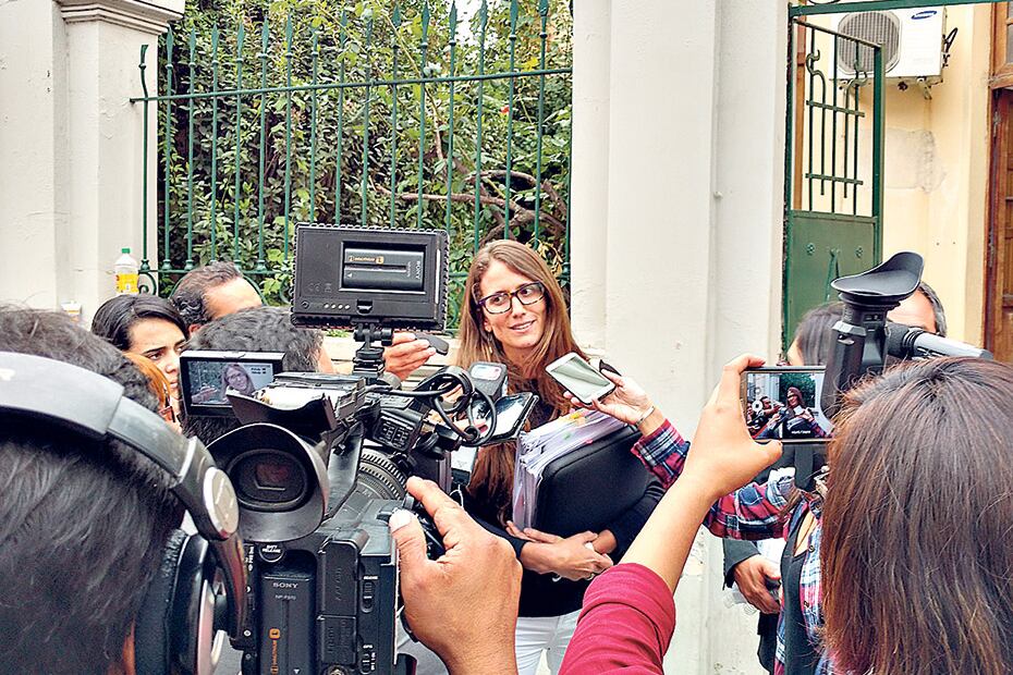 Elizabet Gómez Alcorta, que desnuda e irrita a jueces y fiscales.