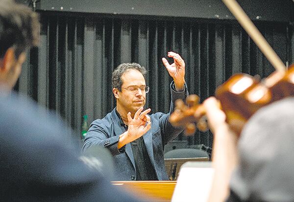 Leonardo García Alarcón creó en 2005 la Orquesta Capella Mediterránea. 