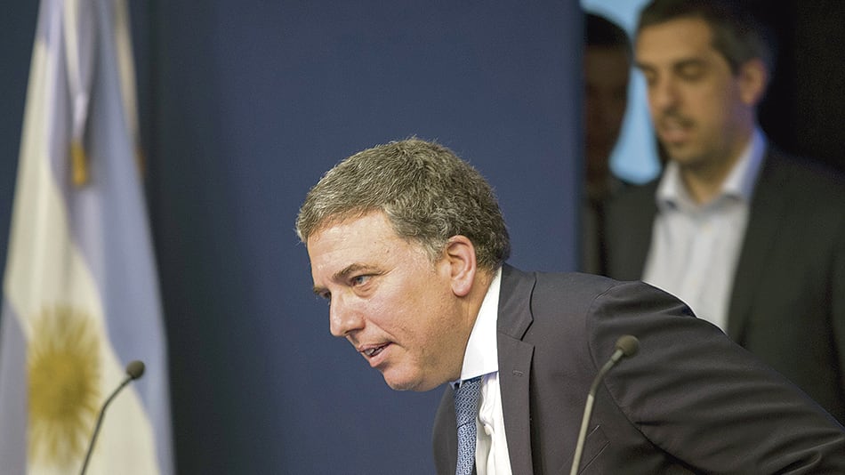 Nicolás Dujovne, responsable de Hacienda. “La debilidad de la economía viene por el lado de la caída de los salarios reales”, afirmó.