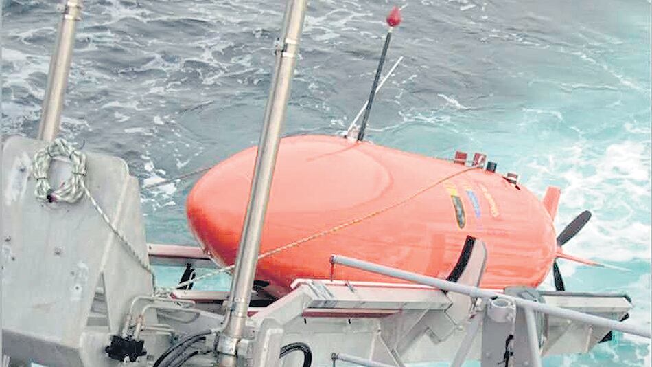 La cubierta del barco que transporte el sistema deberá ser modificada.