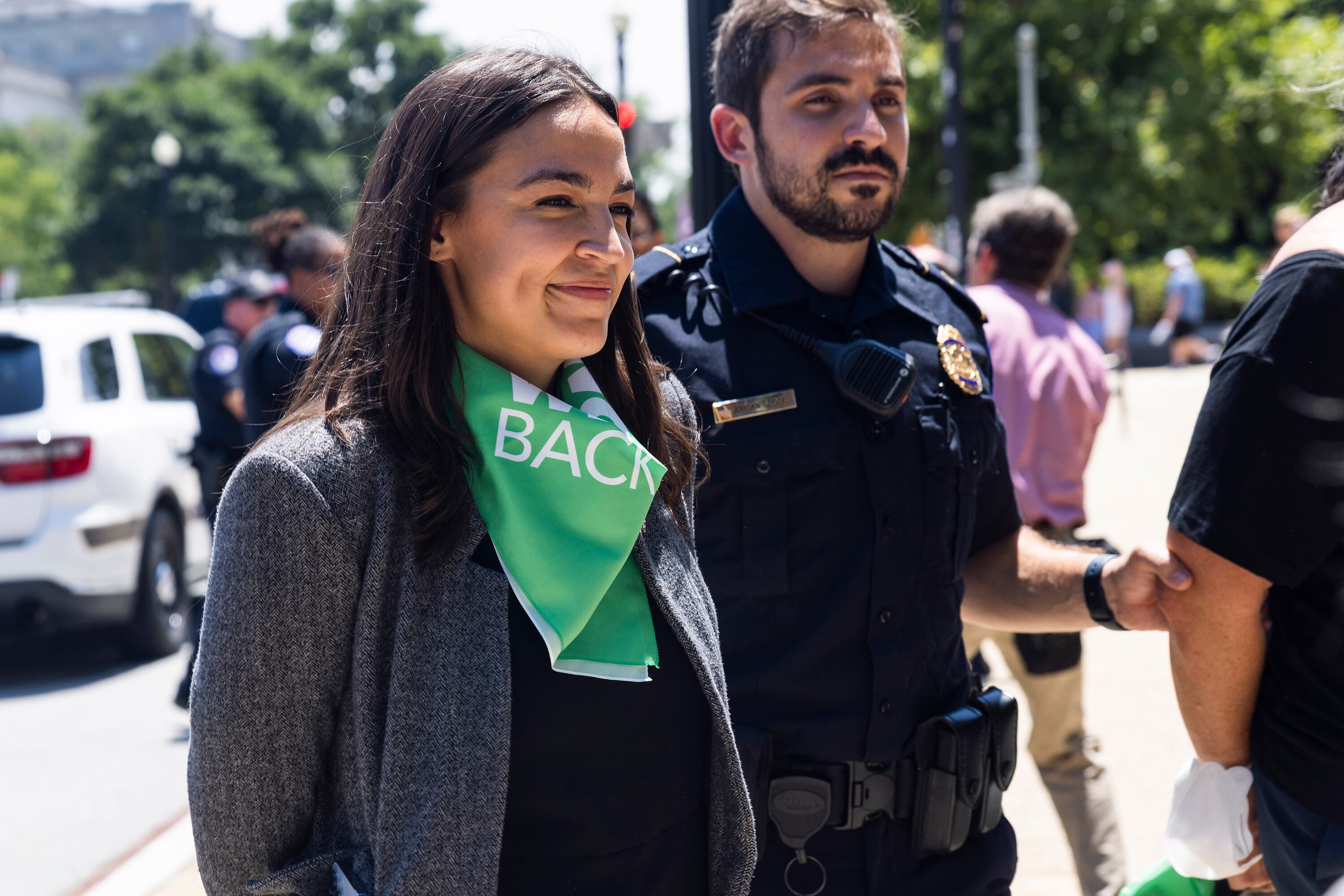 Ocasio-Cortez, en la manifestación en la que fue detenida. 