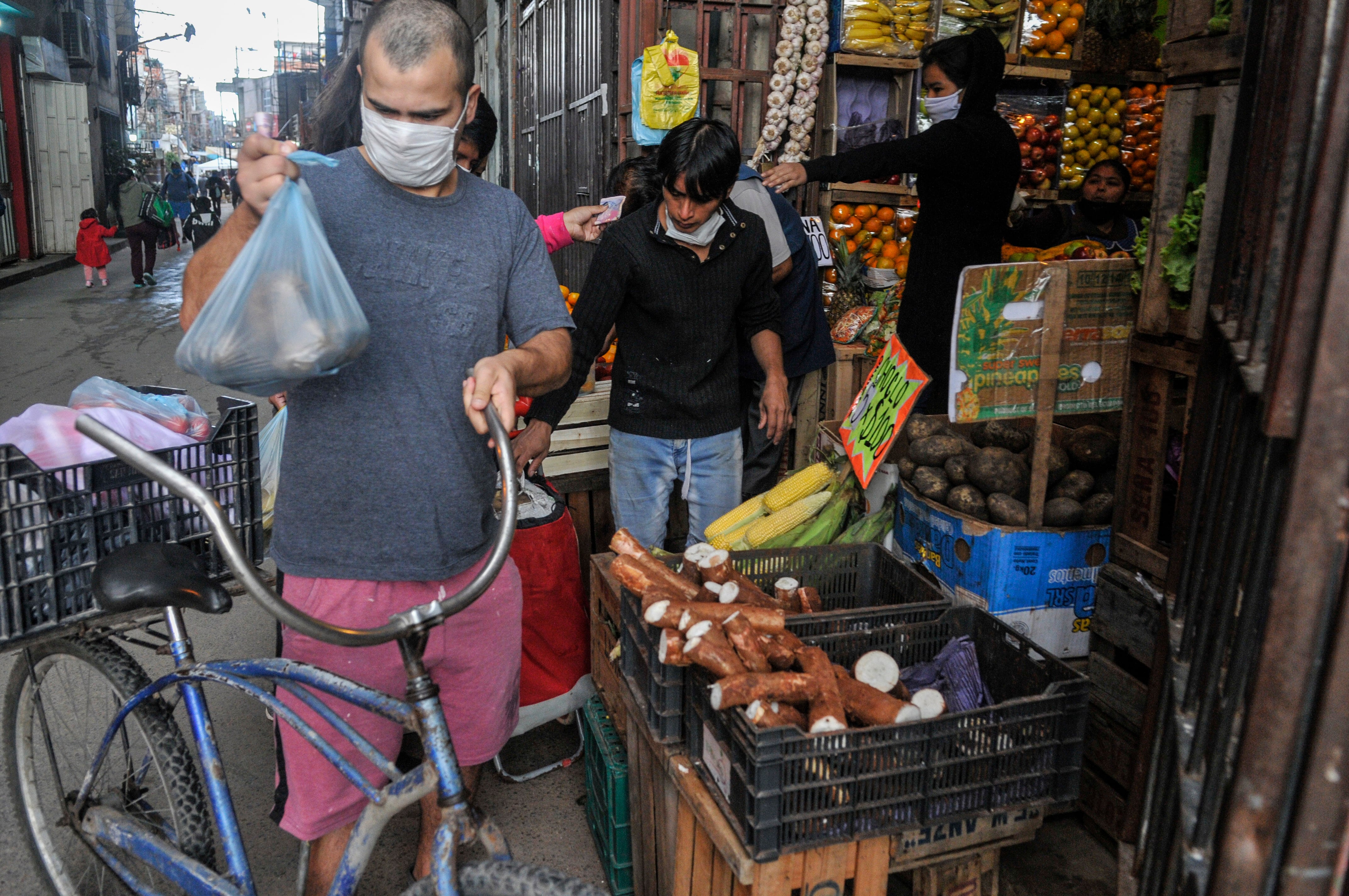 El juez concluyó que no existe un protocolo específico de acción en villas.