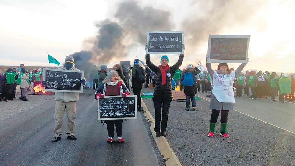 “El recorte en la provincia es brutal”, denuncian los estatales y los maestros.