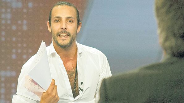 La agencia de inteligencia la acusa de poner en riesgo “la seguridad nacional”.