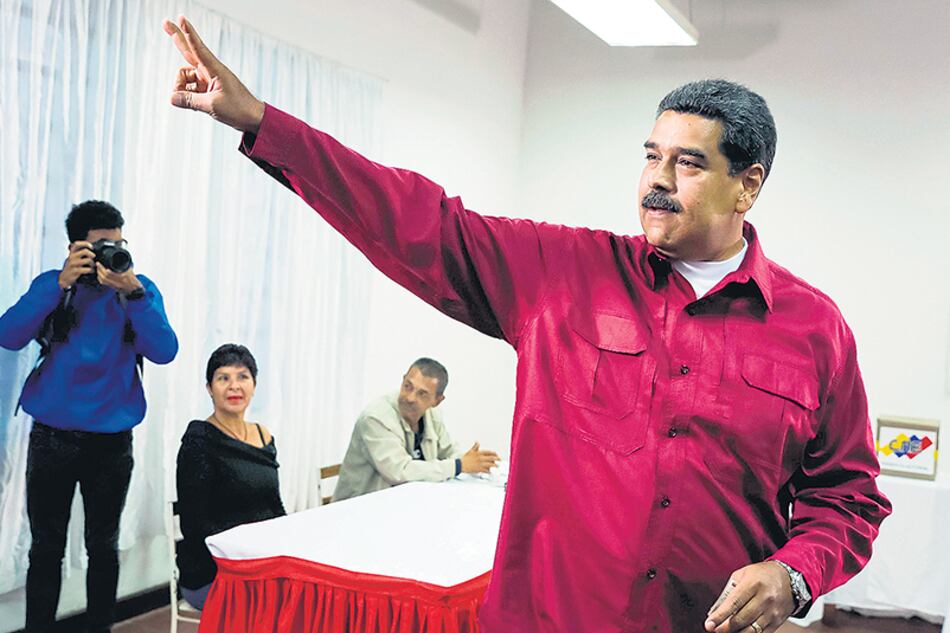 Maduro gobernará por seis años más; dijo que es la victoria 22 en 19 años de chavismo.