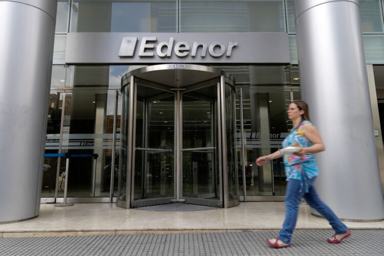 Edenor y Edesur habían pedido aumentos del 157 y 81%.
