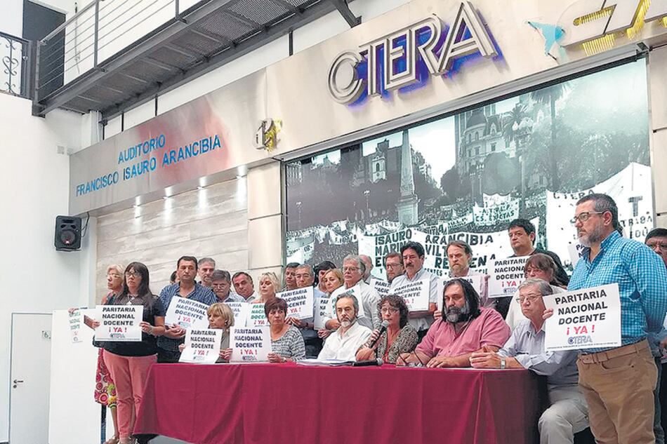 La Ctera anunció que los maestros harán un congreso el 28 de febrero para definir los pasos a seguir.