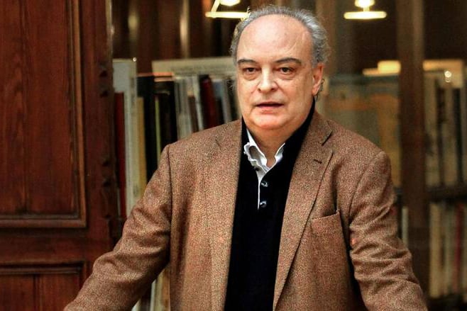 Enrique Vila-Matas nació el 31 de marzo de 1948