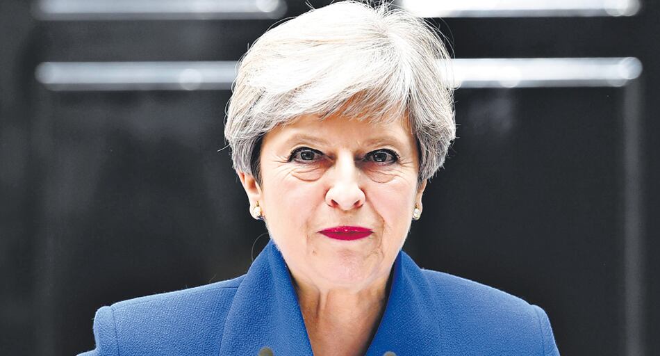 El acuerdo con los unionistas de Irlanda del Norte se convirtió en un nuevo traspié de May.