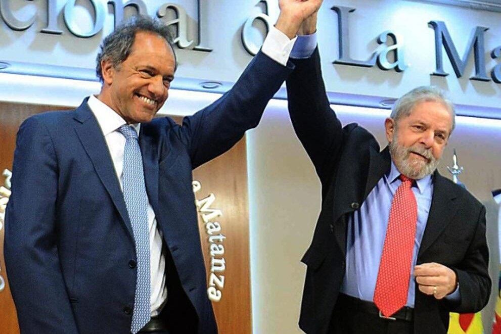 "Que Dios te ilumine para lograr todos tus sueños y objetivos para Brasil", le deseó Scioli a Lula a través de un mensaje en redes sociales. (Foto: Twitter)