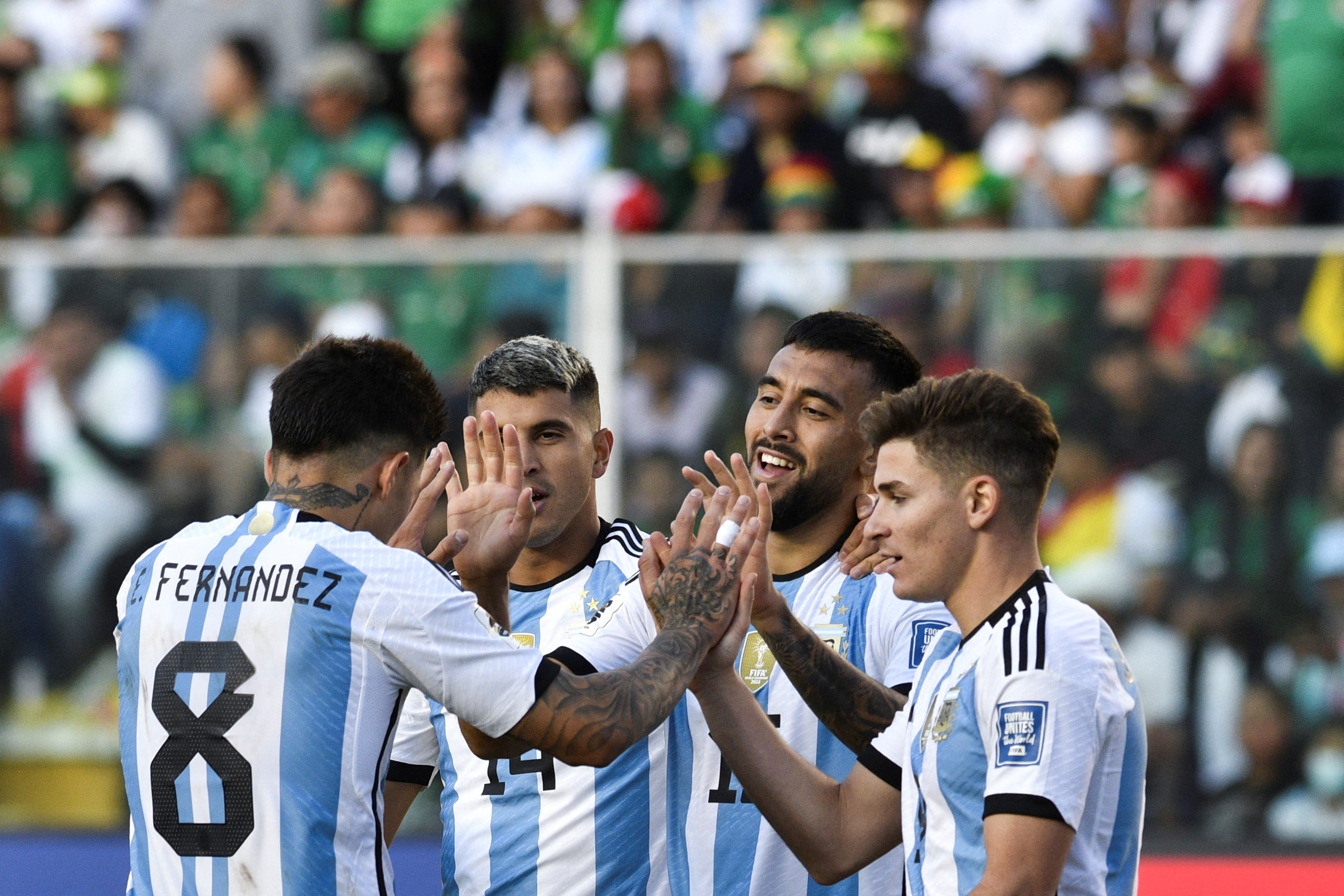 Argentina hizo un muy buen partido en la altura de La Paz, y goleó a Bolivia por 3 a 0.