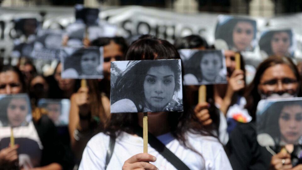 El rostro de Lucía como pancarta en una manifestación.