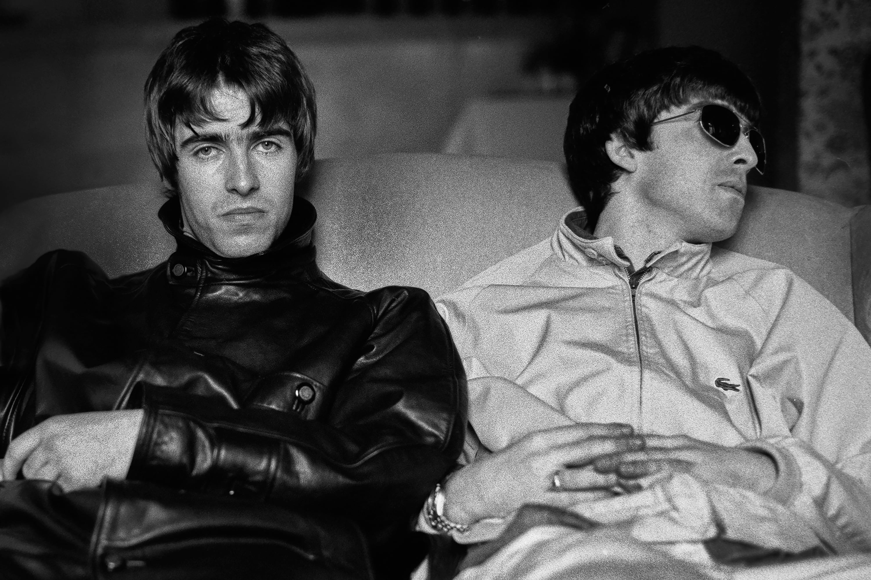 Liam y Noel Gallagher en 1994, al borde de un estallido mundial