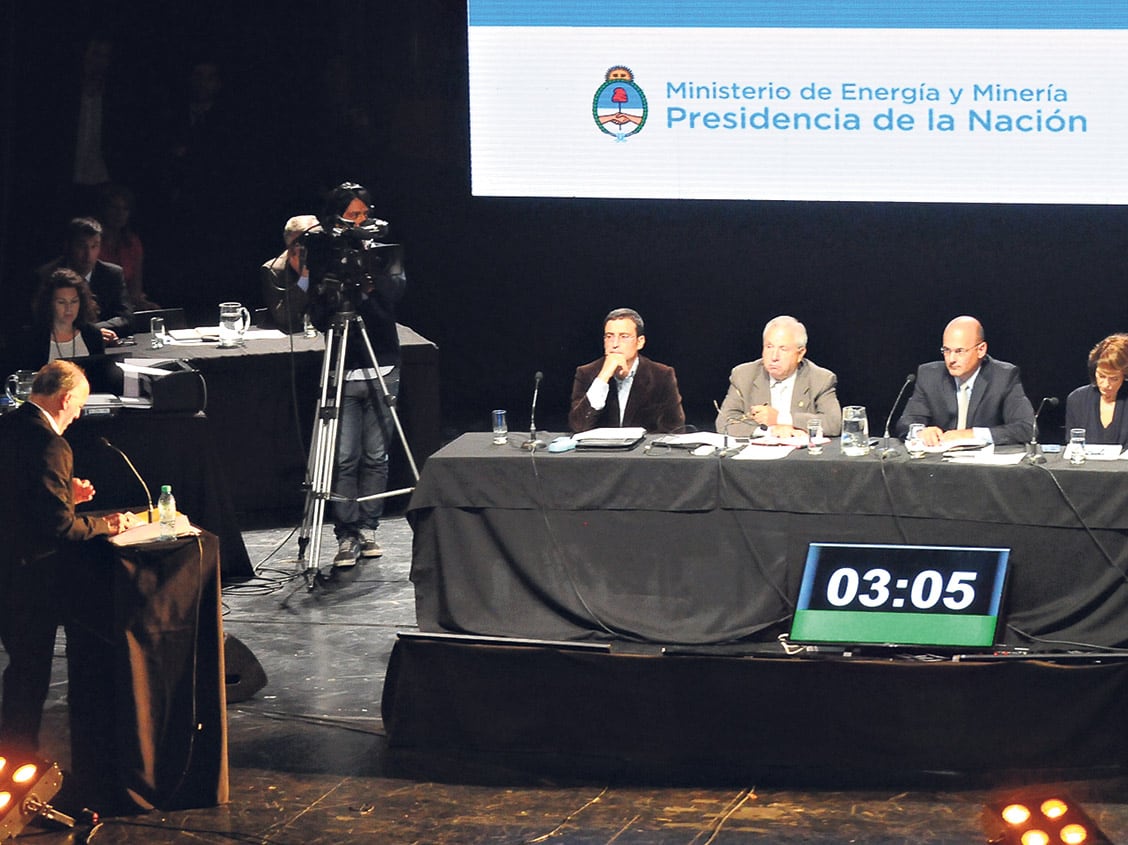 Alejandro Amor, defensor del Pueblo porteño, reclamó en la audiencia que las empresas cumplan con las inversiones.