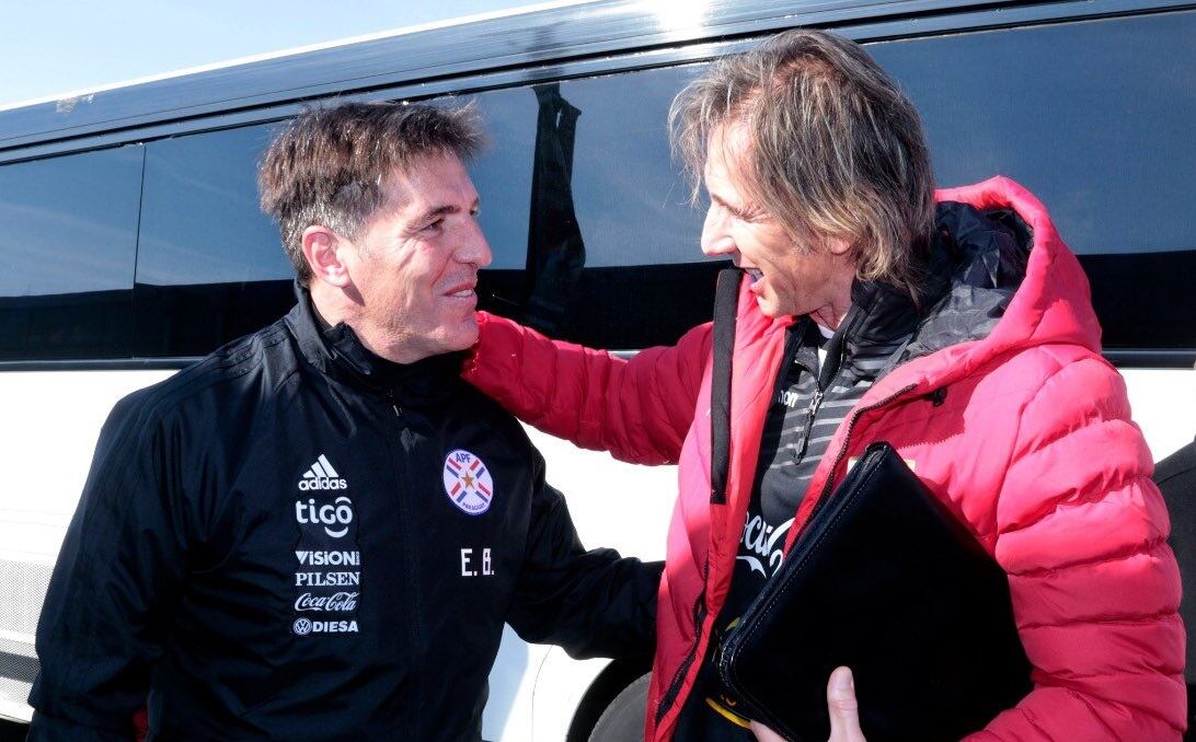 Eduardo Berizzo y Ricardo Gareca, dos técnicos argentinos en selecciones sudamericanas.