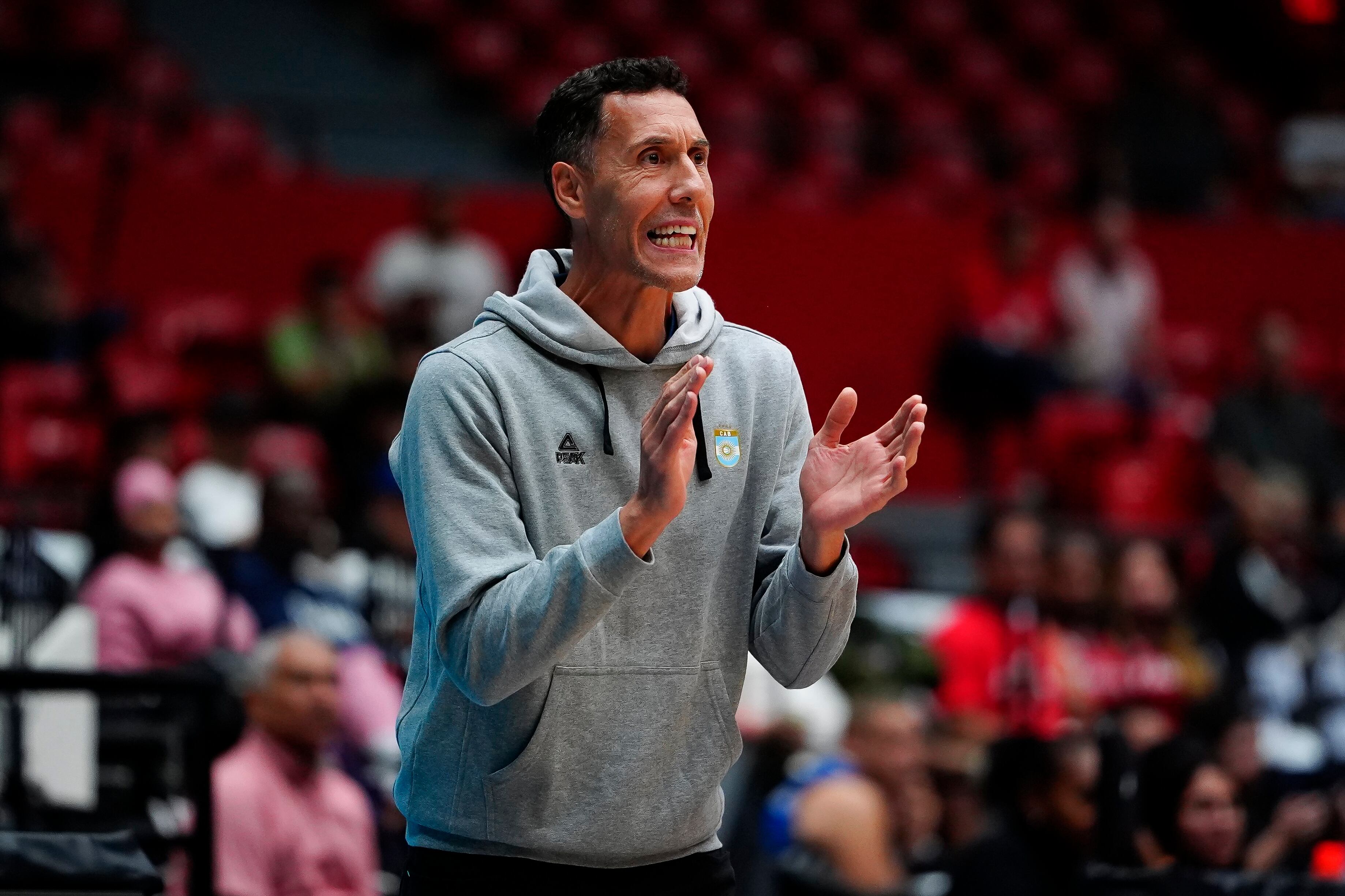 El entrenador argentino, Pablo Prigioni.