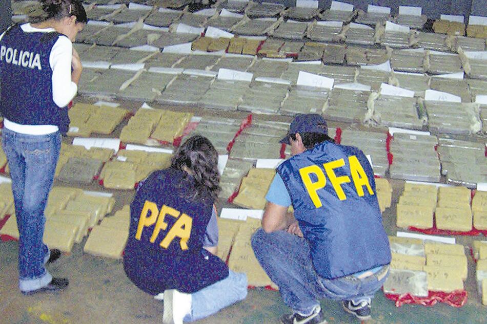 Los operativos fraguados fueron ejecutados por policías de 14 divisiones y 12 comisarías porteñas.