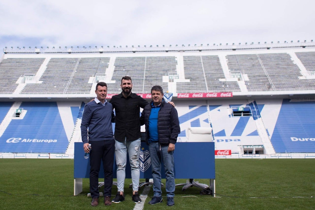 Lucas Pratto, junto a Bassedas y Rapisarda, regresó al club en el que logró tres títulos