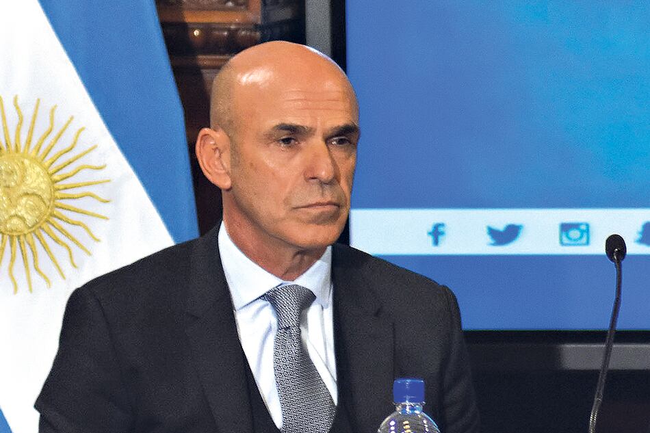 Arribas fue defendido por el presidente Macri, pese a los reclamos para que sea apartado del cargo.