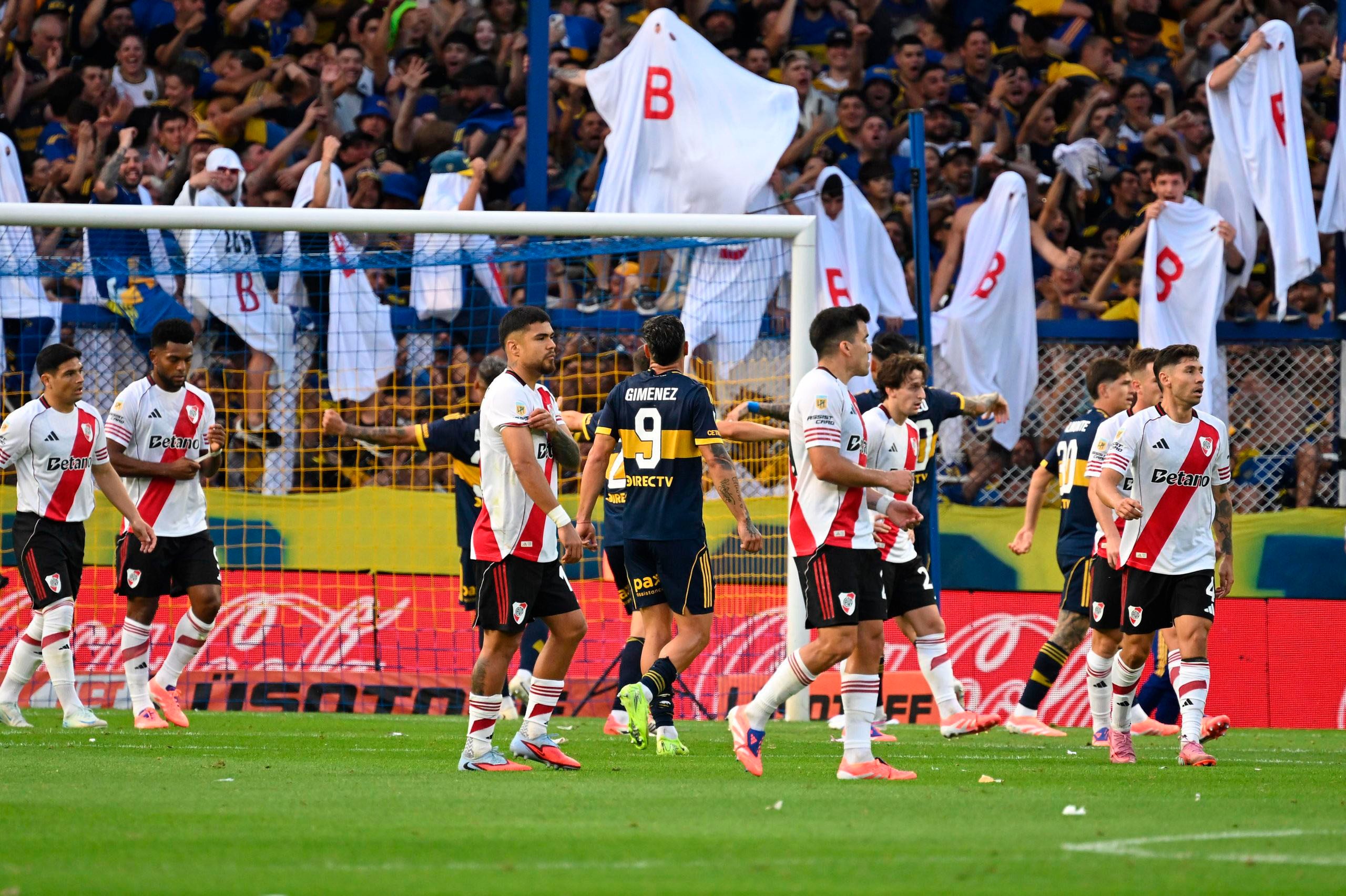 La ilusión de Boca y la desazón de River, imágenes que dejó el Superclásico