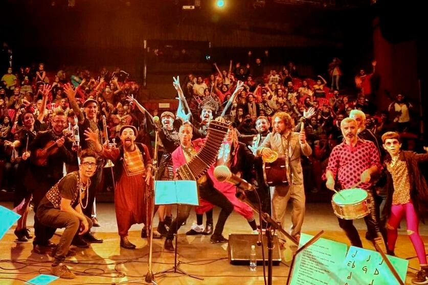 El grupo propone “un crisol de expresiones rítmicas muy diversas para sintetizar el sonido de la calle de hoy”.