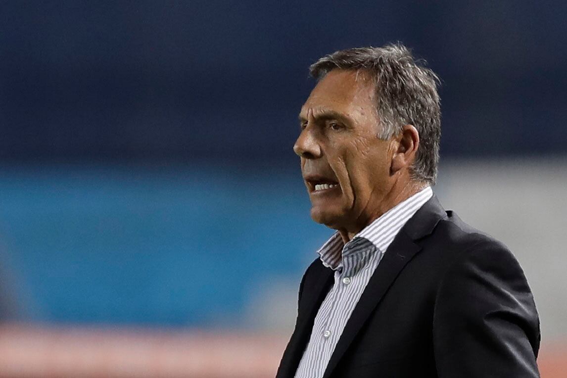 Russo busca enderezar el rumbo de su Boca.