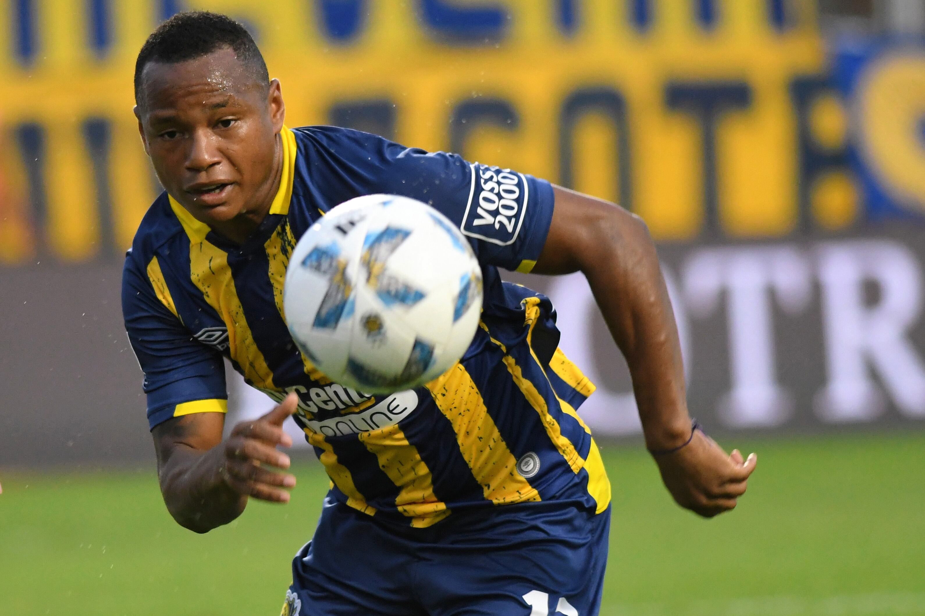 El colombiano Campaz en acción