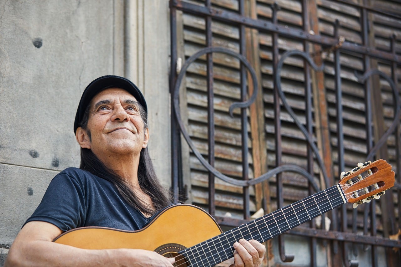 "Era una persona muy humilde, que abrazaba a los colegas", dicen los músicos sobre Fontova.