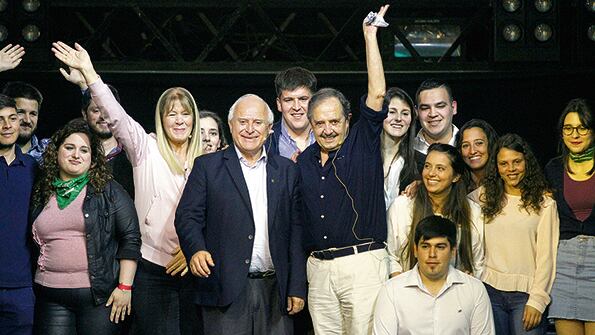 Los tres dirigentes buscan reflotar el Frente Progresista y mantienen diálogo con un sector del peronismo.