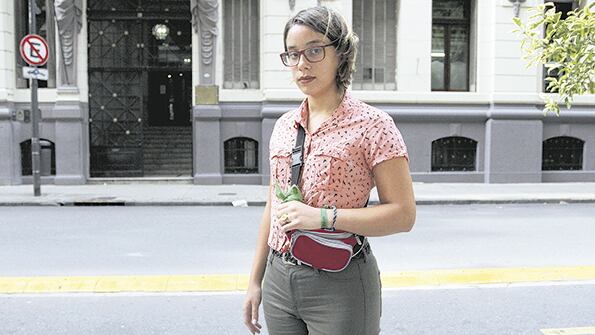 “Un docente de la escuela no puede transmitir valores homofóbicos, racistas, misóginos como hace él.”