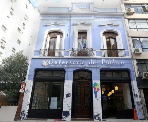 La sede de la Defensoría, en Alsina al 1400.