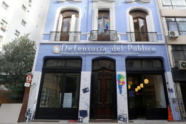 La sede de la Defensoría, en Alsina al 1400.