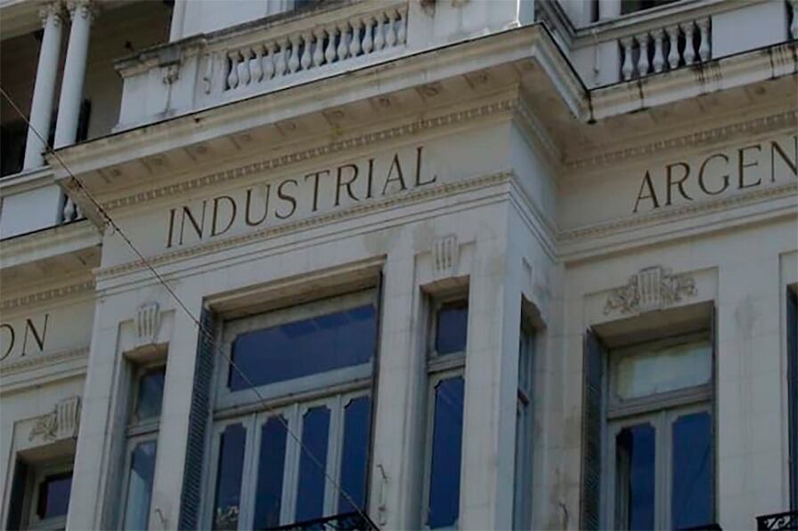 La entidad fabril tiene internas fuertes por el modelo industrial y la relación con la política