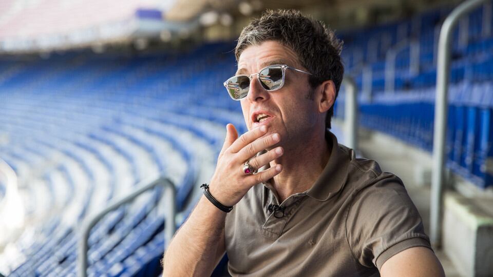 En medio de los rumores por la vuelta de Oasis, Noel tocará con su banda en noviembre en Rosario y Buenos Aires.