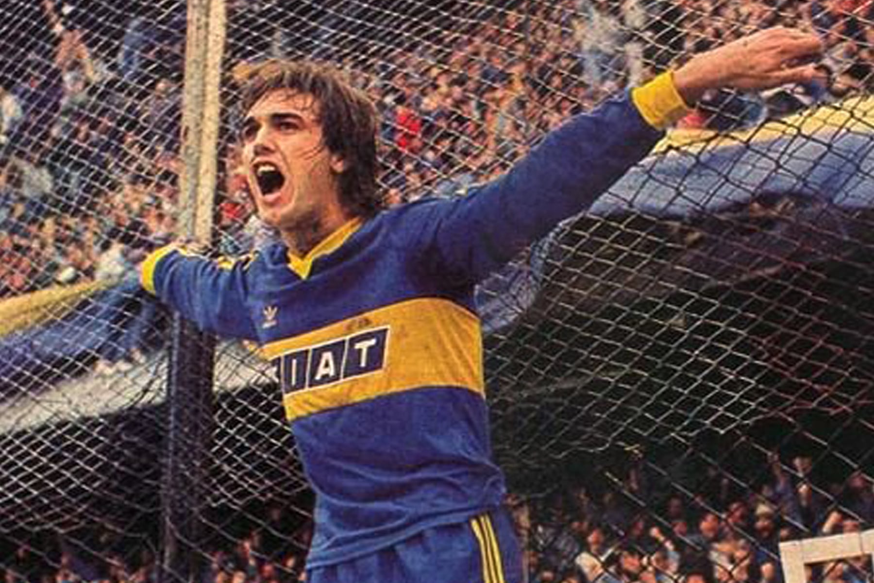 Gabriel Batistuta, con la camiseta de Boca en el equipo del '91.
