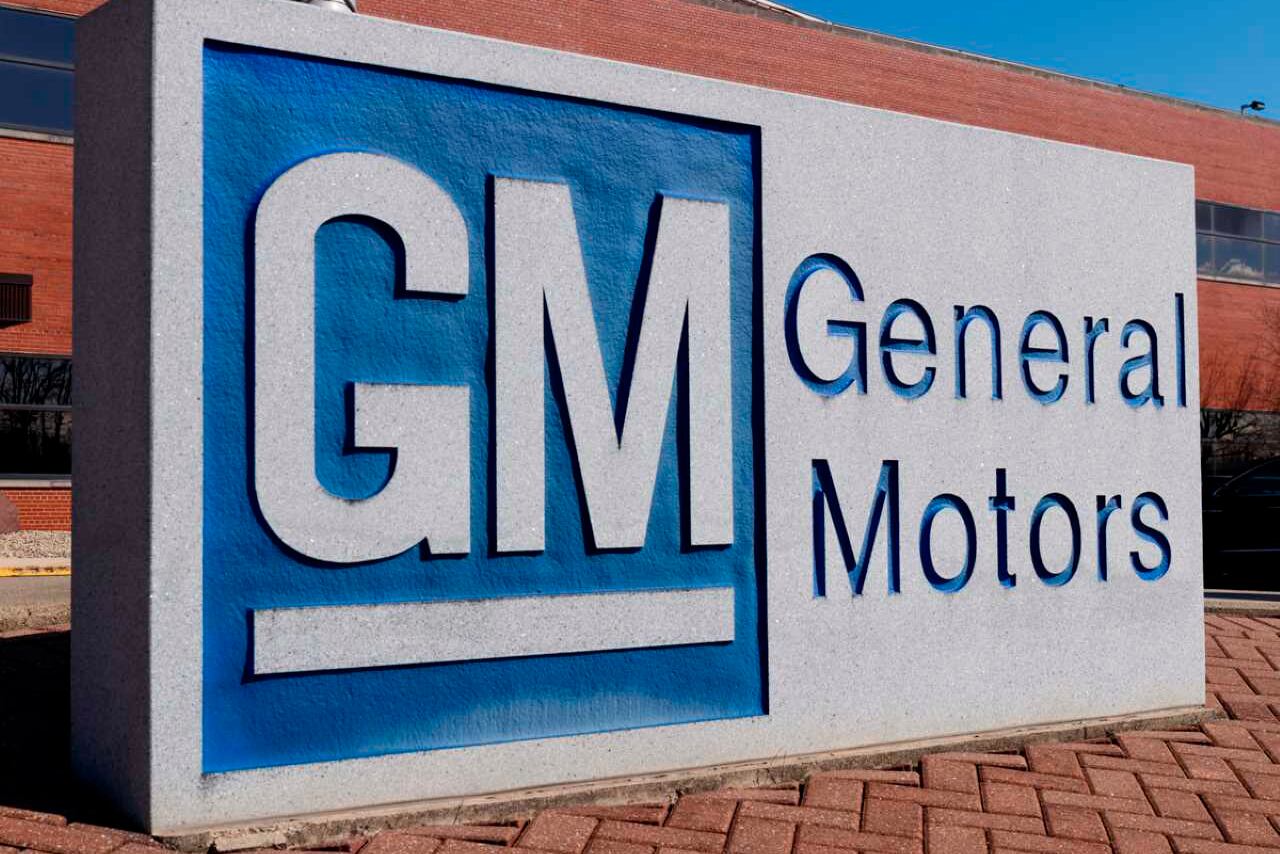 GM justificó la decisión por la caída de las ventas a Brasil.