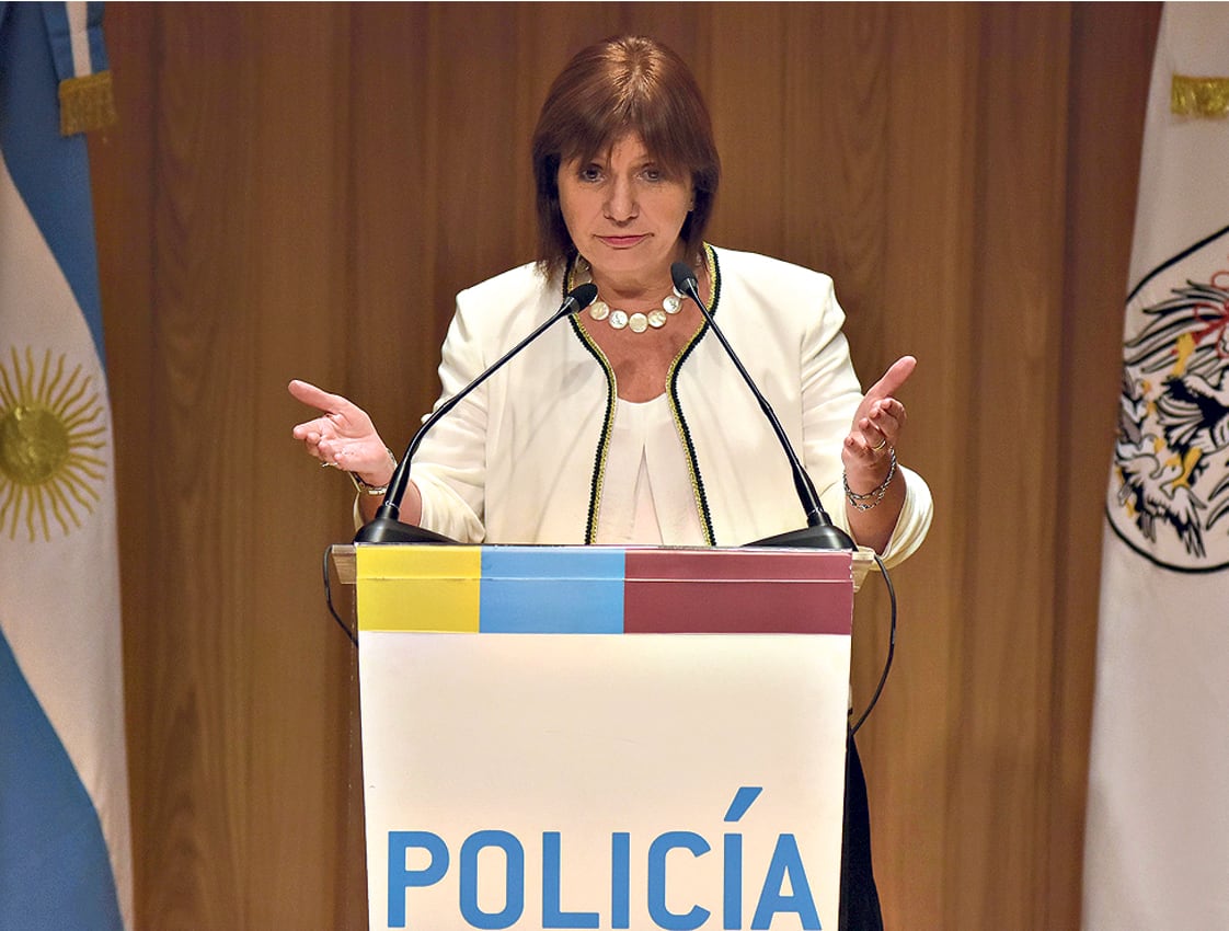 La ministra Bullrich viene insistiendo en responsabilizar a los extranjeros por el narcotráfico.