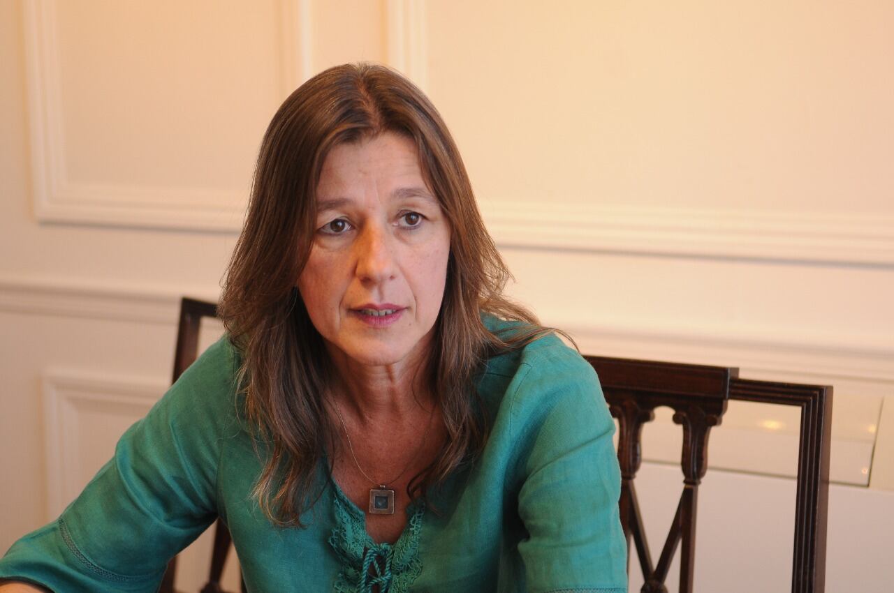 La ministra de Seguridad, Sabina Frederic repudió la actitud discriminatoria de los cadetes de la policía de Chubut.