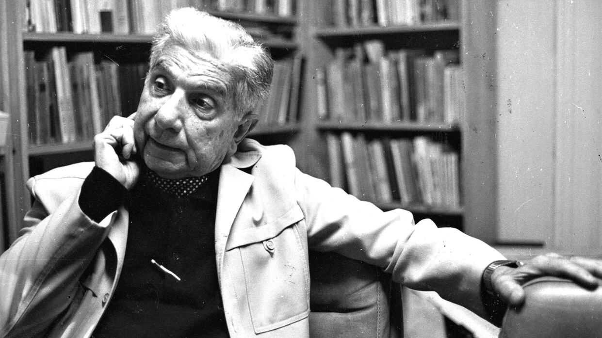 El escritor paraguayo Augusto Roa Bastos vivió casi treinta años en la Argentina, donde produjo lo mejor de su narrativa.