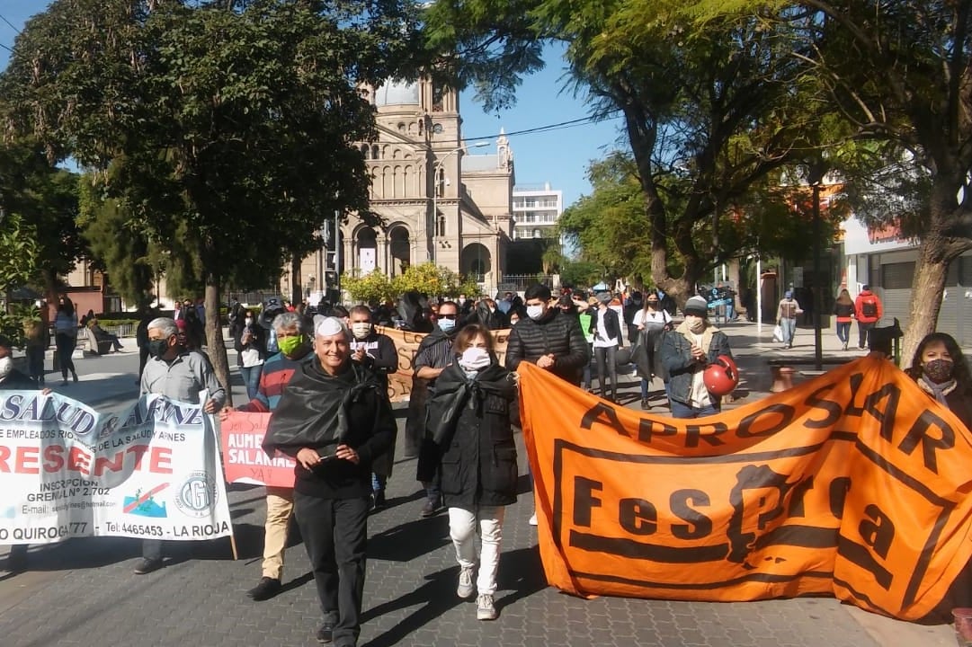 Los médicos de Salud Pública relanzaron el plan de lucha en pos de conseguir mejores salarios.